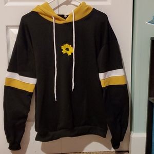 New never worn hoodie